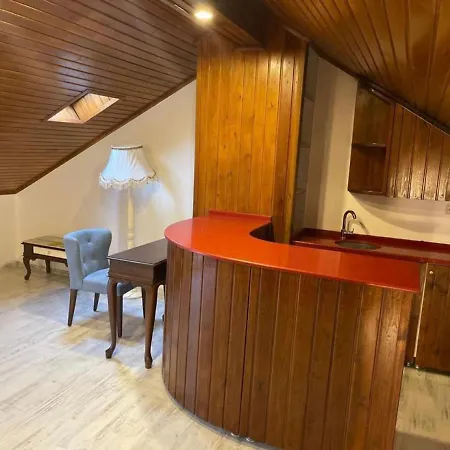 Vila Near Kartepe With Jacuzzi And Shared Pool